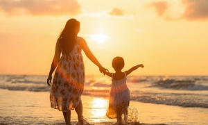 孩子有这4种迹象，说明你把孩子养得非常棒