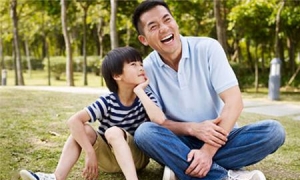 有儿子，请对他“好一点”，不要让无知毁掉孩子